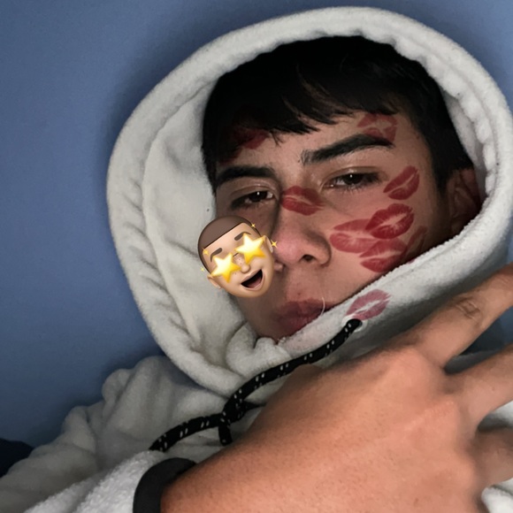 Meet your Posher, Alexander - Picture 1 of 1